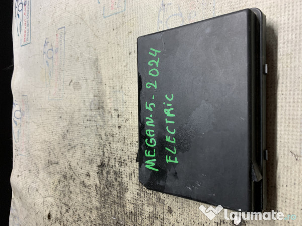 Panou sigurante Renault Megane 5 - Electric 2024