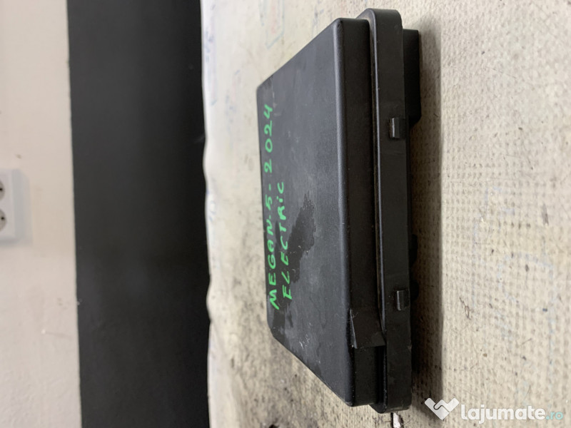 Panou sigurante Renault Megane 5 - Electric 2024