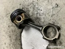 Piston plus biela Volkswagen Tiguan 2.0 Motorina 2012