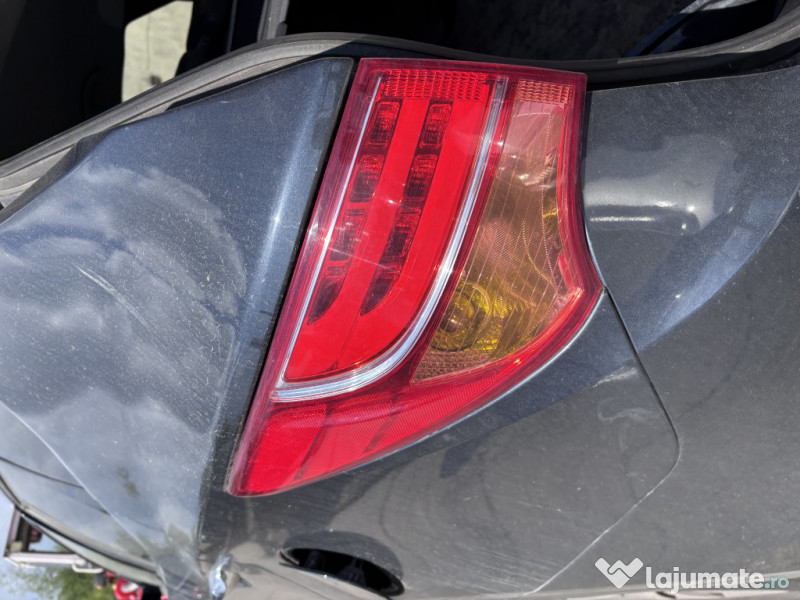 Stop stanga aripa Hyundai Santa Fe 2.2 Motorina 2017