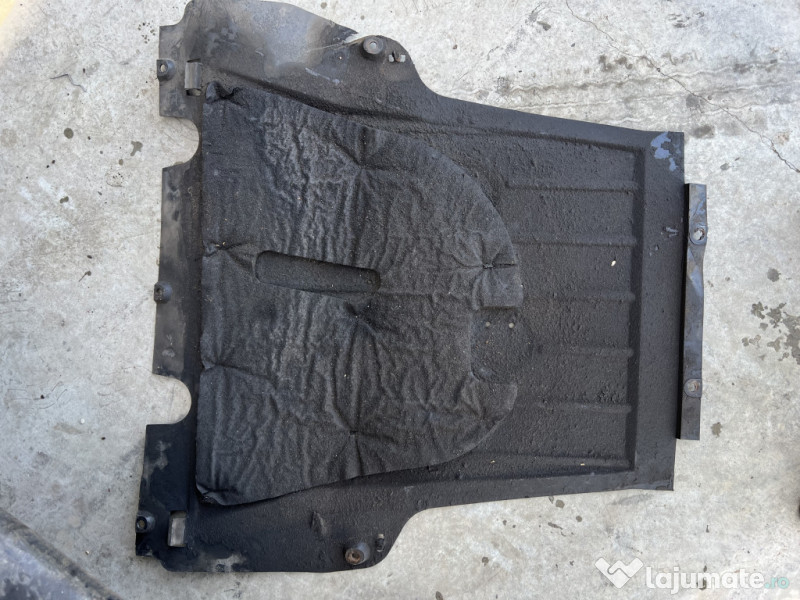 Scut motor plastic Renault Clio 4 1.5 Motorina 2015