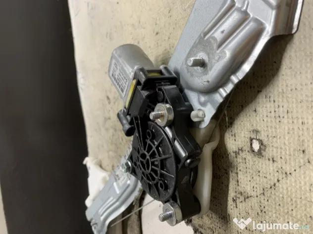 Macara geam dreapta spate Hyundai Kona - Motorina 2020
