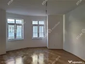 Spatiu de birouri cu 4 camere si 3 bai in zona centrala din 