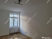 Spatiu de birouri cu 4 camere si 3 bai in zona centrala din 