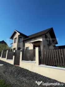 Casă Individuală de Vânzare, 146 mp utili, Teren 500 mp,