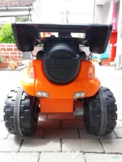 Masinuta electrica Off Road pentru copii Famosa - Famoplay 