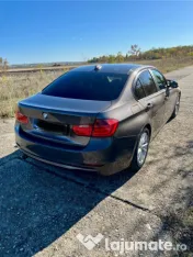 Bmw 320 an 2015 masina