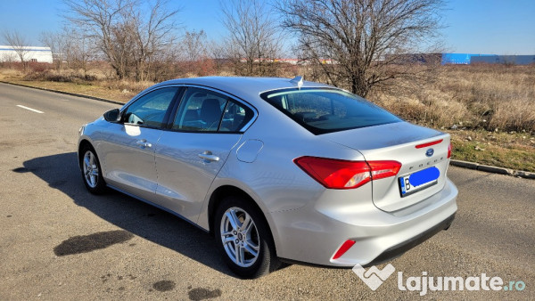 Ford Focus berlina