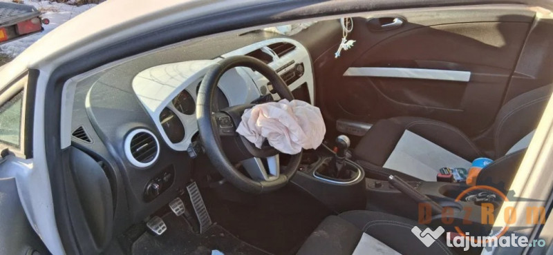 Dezmembrez Seat Leon 1P Facelift 1.2 Tsi CBZ 105 cai
