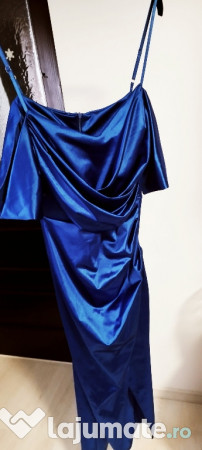 Rochie Albastră Satin.