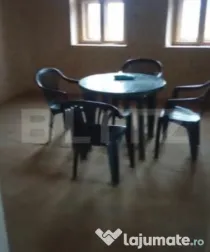 Casa de vanzare, Maieriste