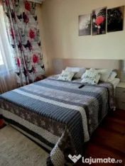 Apartament cu 3 camere decomandat - Zona Tractorul 
