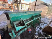 Tractor Universal 650 