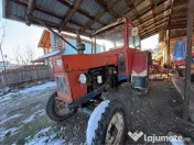Tractor Universal 650 