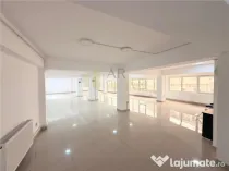 Spatiu comercial , etaj 2 , ultracentral , Ploiesti