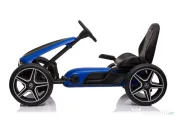 Masinuta GO cu pedale pentru copii de la Mercedes