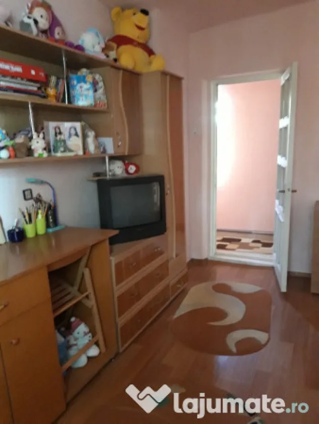 Apartament 3 camere la curte, Zona Centrală