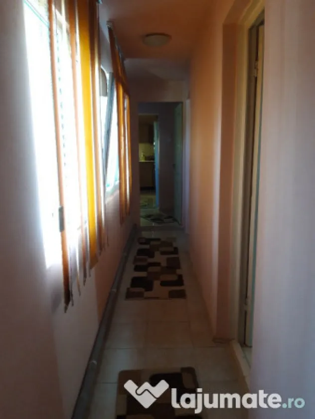 Apartament 3 camere la curte, Zona Centrală
