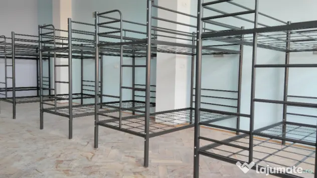 Paturi Metalice Etajate din Stoc – Ideale pentru Cazări Colective!