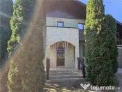 Suceava, casa deosebita in zona linistita. 
