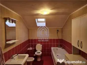 Suceava, casa deosebita in zona linistita. 