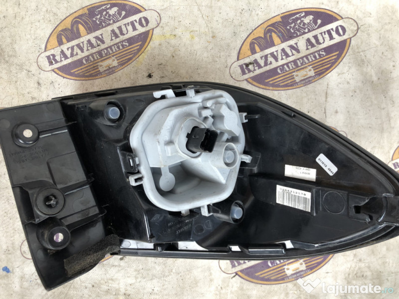 Stop dreapta aripa Renault Captur 2015