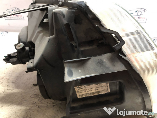 Far Stanga Halogen Dacia Duster 2013