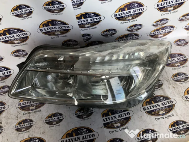Far Stanga Halogen Opel Insignia A 2009