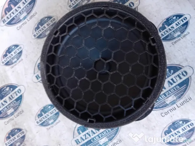Boxa dreapta fata Audi A3 8V