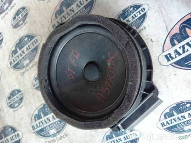 Boxa stanga fata Opel Astra K
