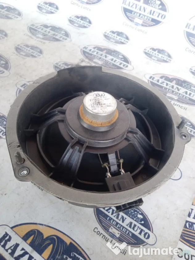 Boxa dreapta spate Audi Q5