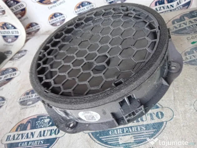 Boxa dreapta fata Audi A3 8V