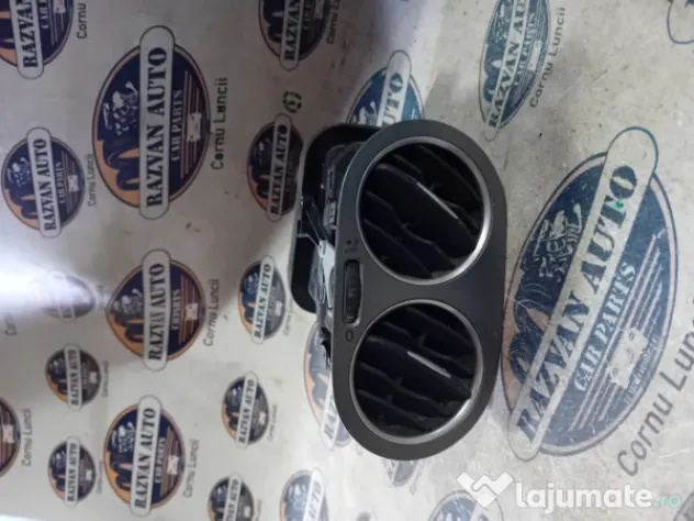 Grila ventilatie stanga Volkswagen Tiguan 2008