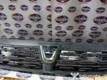 Grila bara fata Dacia Sandero 2 2015