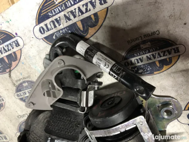 Set Centuri fata cu pretensioner BMW Seria 5 F11