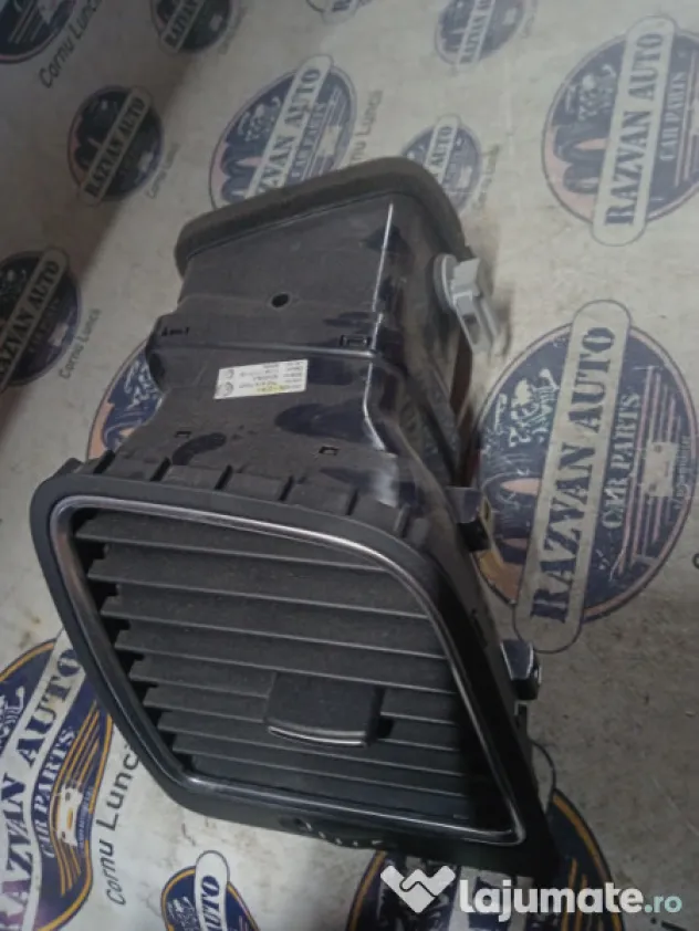Grila ventilatie dreapta Volkswagen Sharan 2012