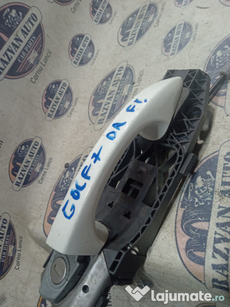 Maner exterior dreapta fata Volkswagen Golf 7 2014