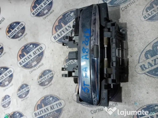 Maner exterior stanga fata Audi A8 2008
