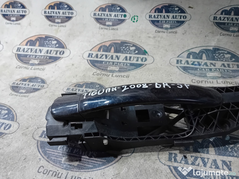 Maner exterior dreapta fata Volkswagen Tiguan 2008