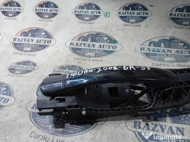 Maner exterior dreapta fata Volkswagen Tiguan 2008