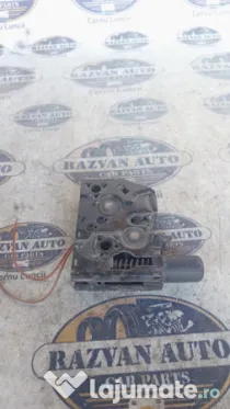 Broasca capota Audi Q3 2013