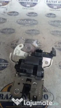 Broasca hayon Skoda Fabia 3