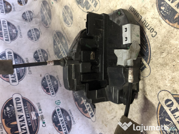 Broasca dreapta spate Nissan Pulsar 2015