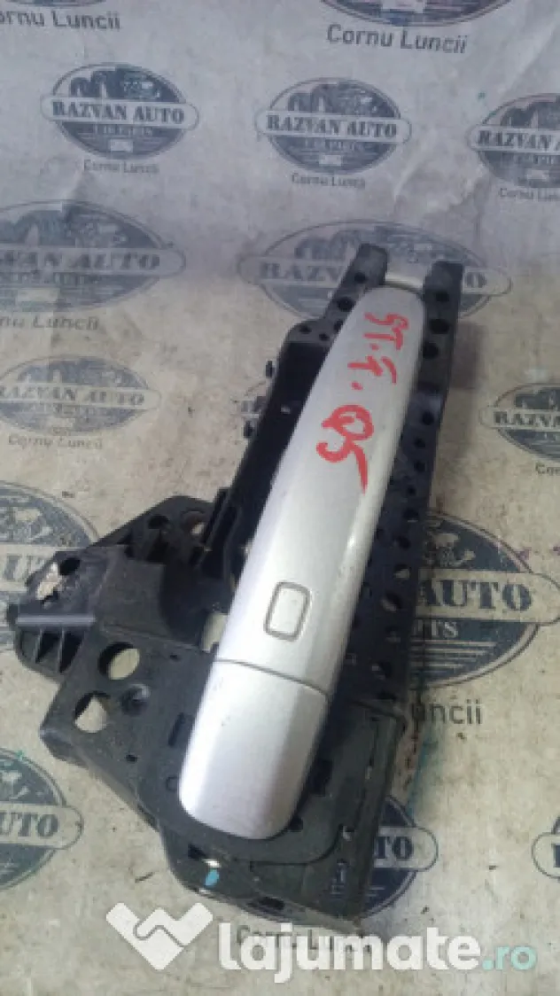 Maner exterior stanga fata Audi Q5 2010