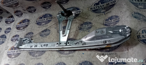 Macara geam dreapta spate Renault Clio 3 2015