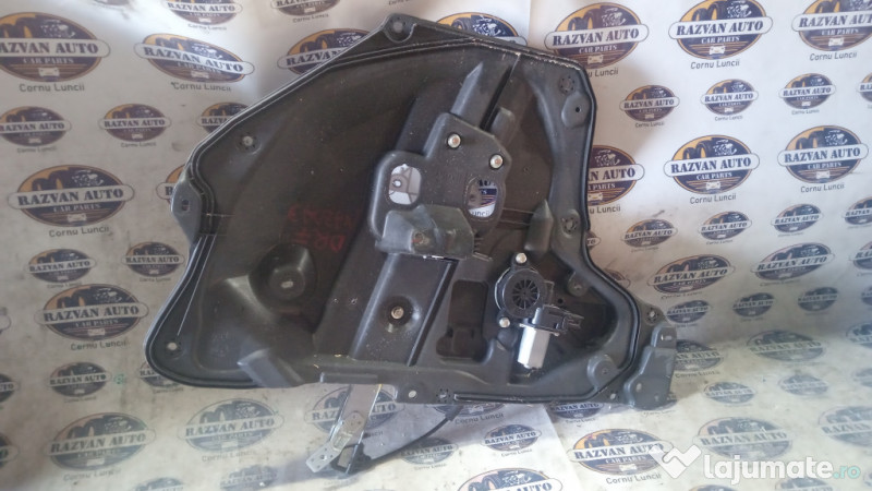 Macara geam dreapta fata Mazda 3 2013
