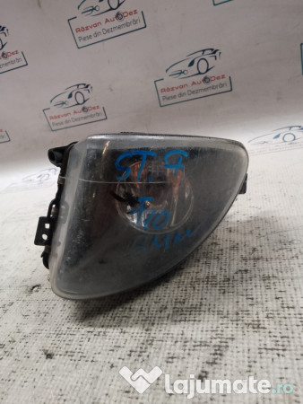 Proiector stanga BMW F10 2010