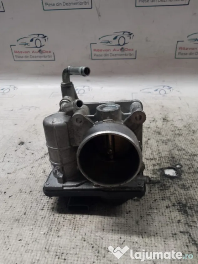 Clapeta acceleratie Nissan Juke 1.6 2011