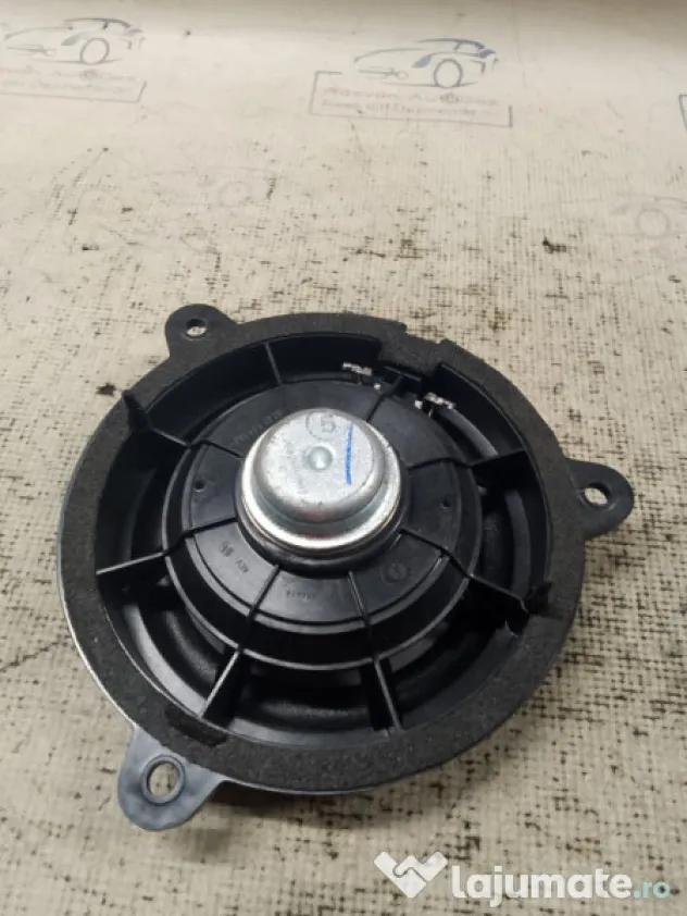 Boxa dreapta spate Nissan Qashqai 2011