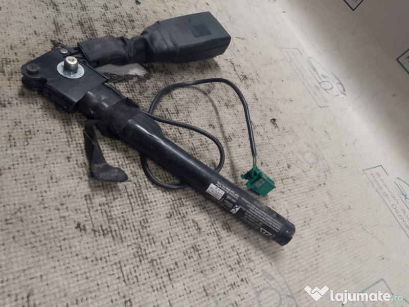 Teaca cu pretensioner dreapta Opel Corsa D 2007